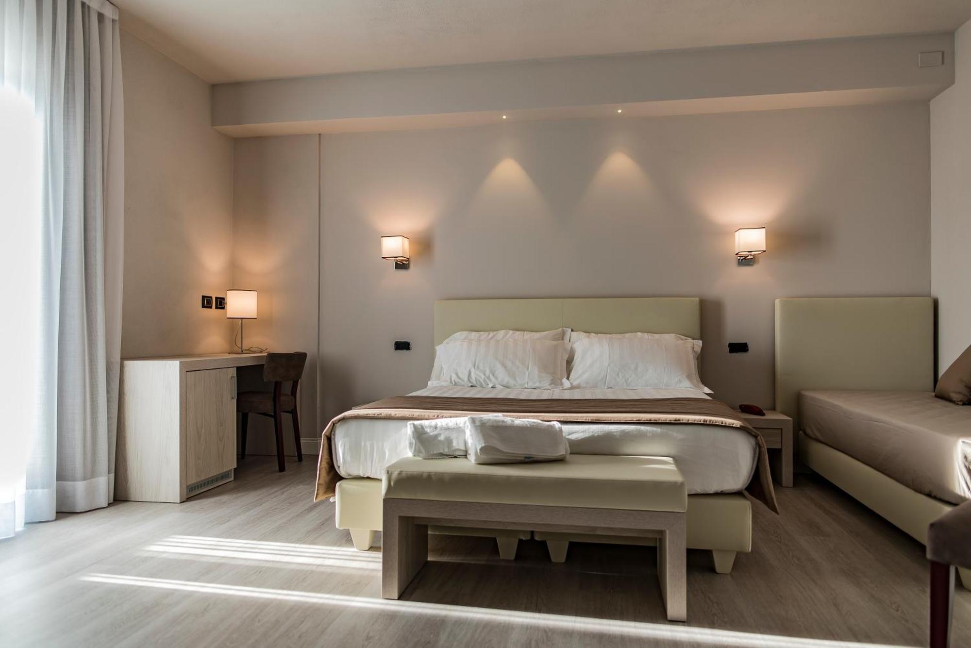 Hotel Villa Barsanti П'єтразанта Екстер'єр фото
