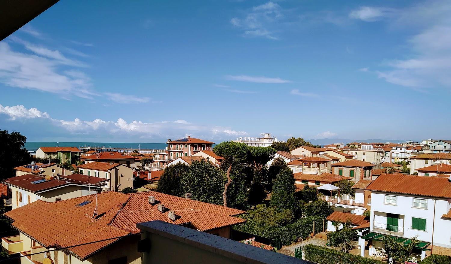 Hotel Villa Barsanti П'єтразанта Екстер'єр фото